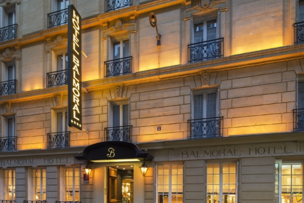 Hotel Balmoral - a building with a sign on the front