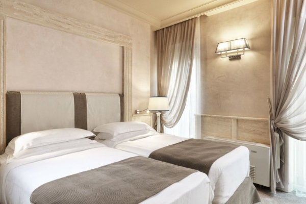 Hotel Barocco - A comfortable twin room