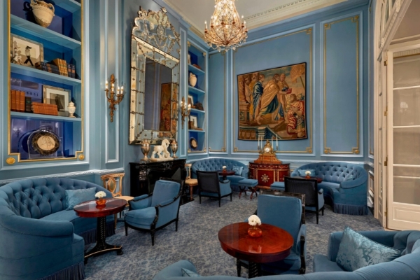 The St. Regis Rome - Library space with soft lighting and elegant decor. 