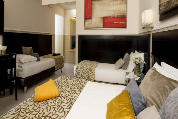 Yes Hotel Boutique Rome - A luxury hotel room