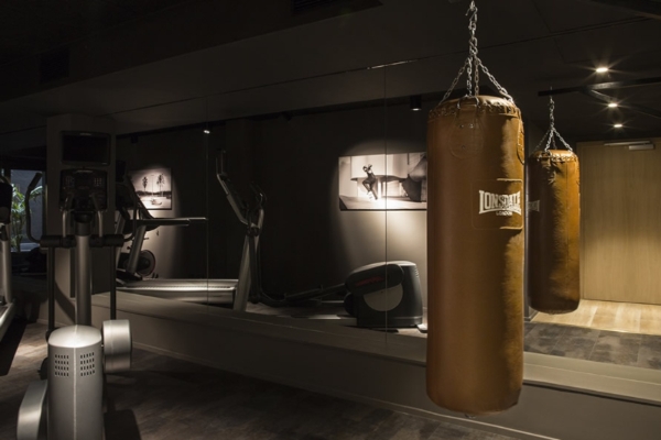 Yurbban Trafalgar Hotel - a punching bags from a window